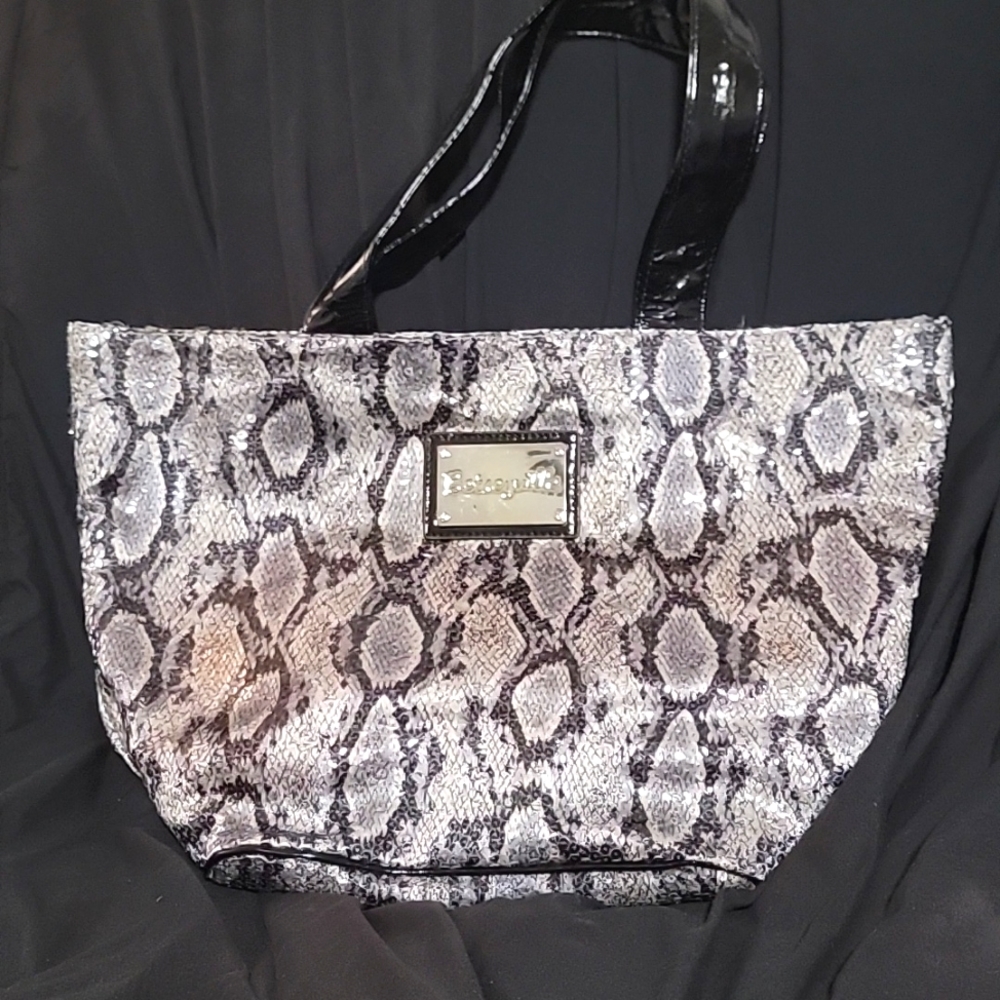 Betseyville Sparkling Sequined Snake Patterned Purse